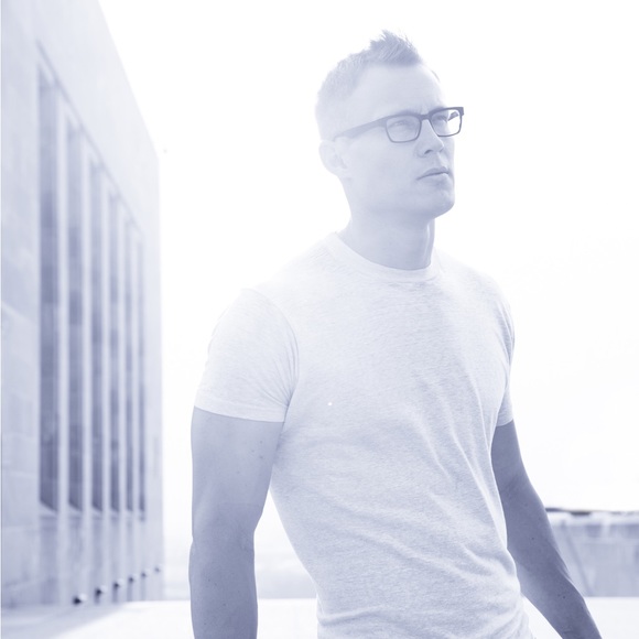 Meet your Posher, Jimmy - Picture 11 of 13